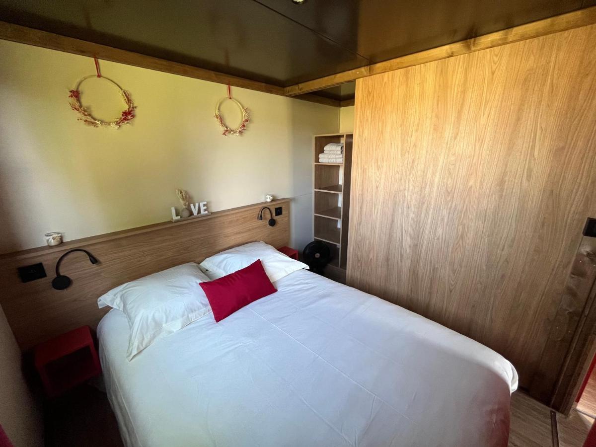 Marigny-les-ReulleeDomaine Des Galinaces Roulotte La Roussette 2-4P别墅 外观 照片